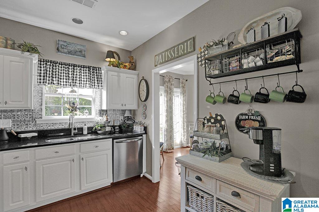 127 Reach Way Birmingham, AL 35242 - Photo 7 of 21