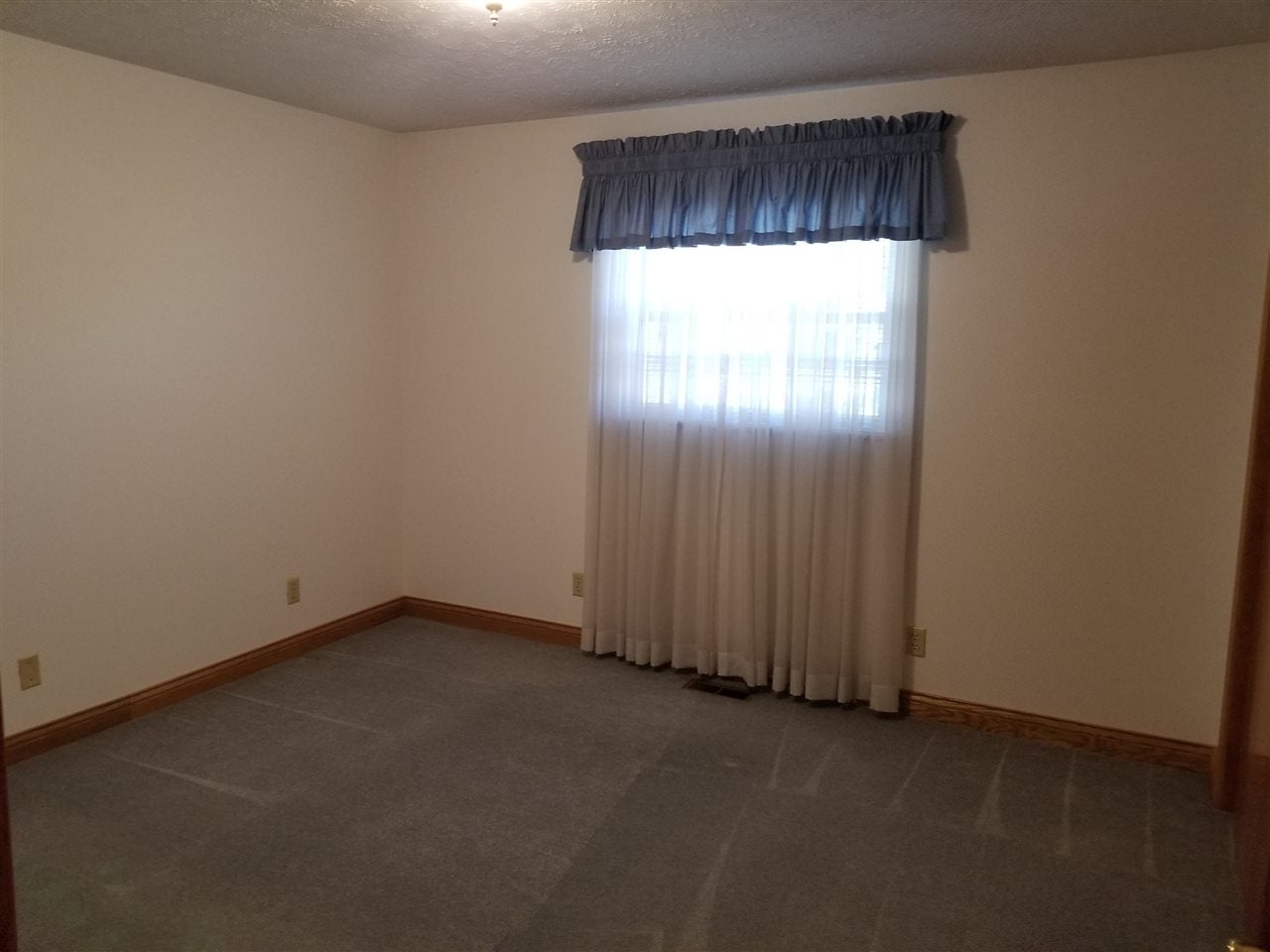 3091 Bobs Branch-German Road Huntington, WV 25701 - Photo 15 of 32 Gallery Image 15
