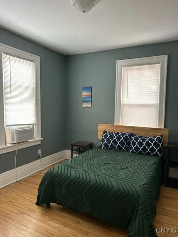 $1,750 | 942 Euclid Avenue, Unit 2, Syracuse, NY 13210