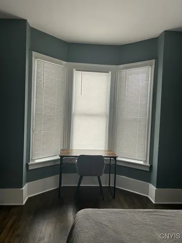 $1,750 | 942 Euclid Avenue, Unit 2, Syracuse, NY 13210