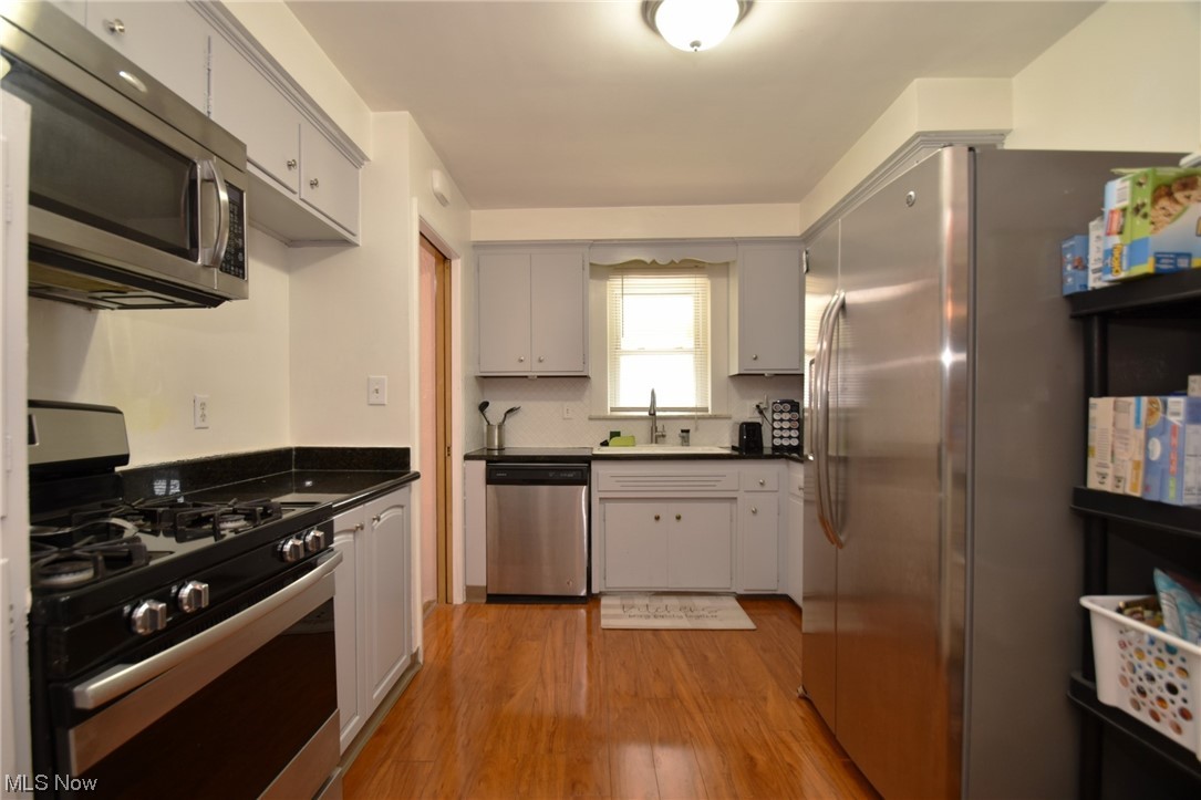 1730 Bellingham Road Cleveland, OH 44124 - Photo 6 of 18