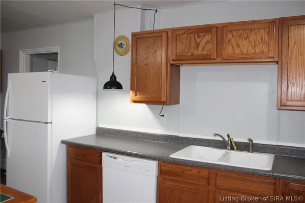 $168,000 | 616 Gerry Lane, Madison, IN 47250