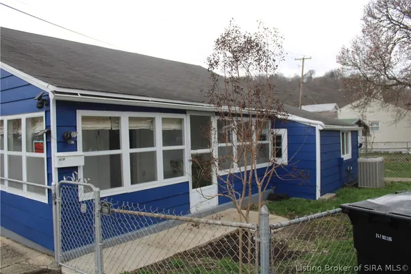 $168,000 | 616 Gerry Lane, Madison, IN 47250