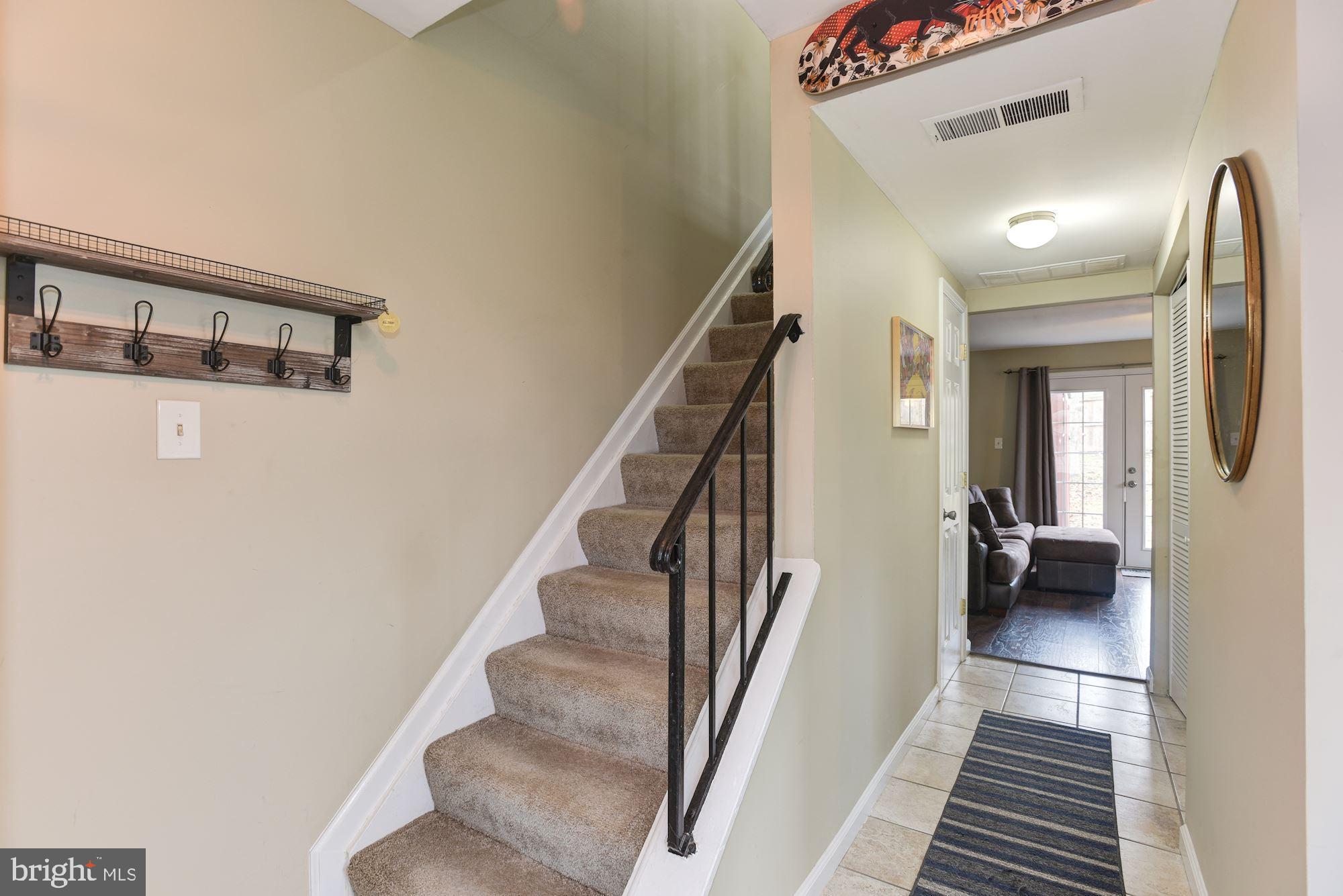 188 Dunlap Road Pasadena, MD 21122 - Photo 7 of 30 Foyer