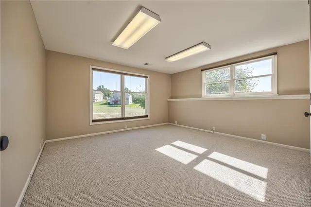 $775,000 | 14509 Howe Drive, Leawood, KS 66224