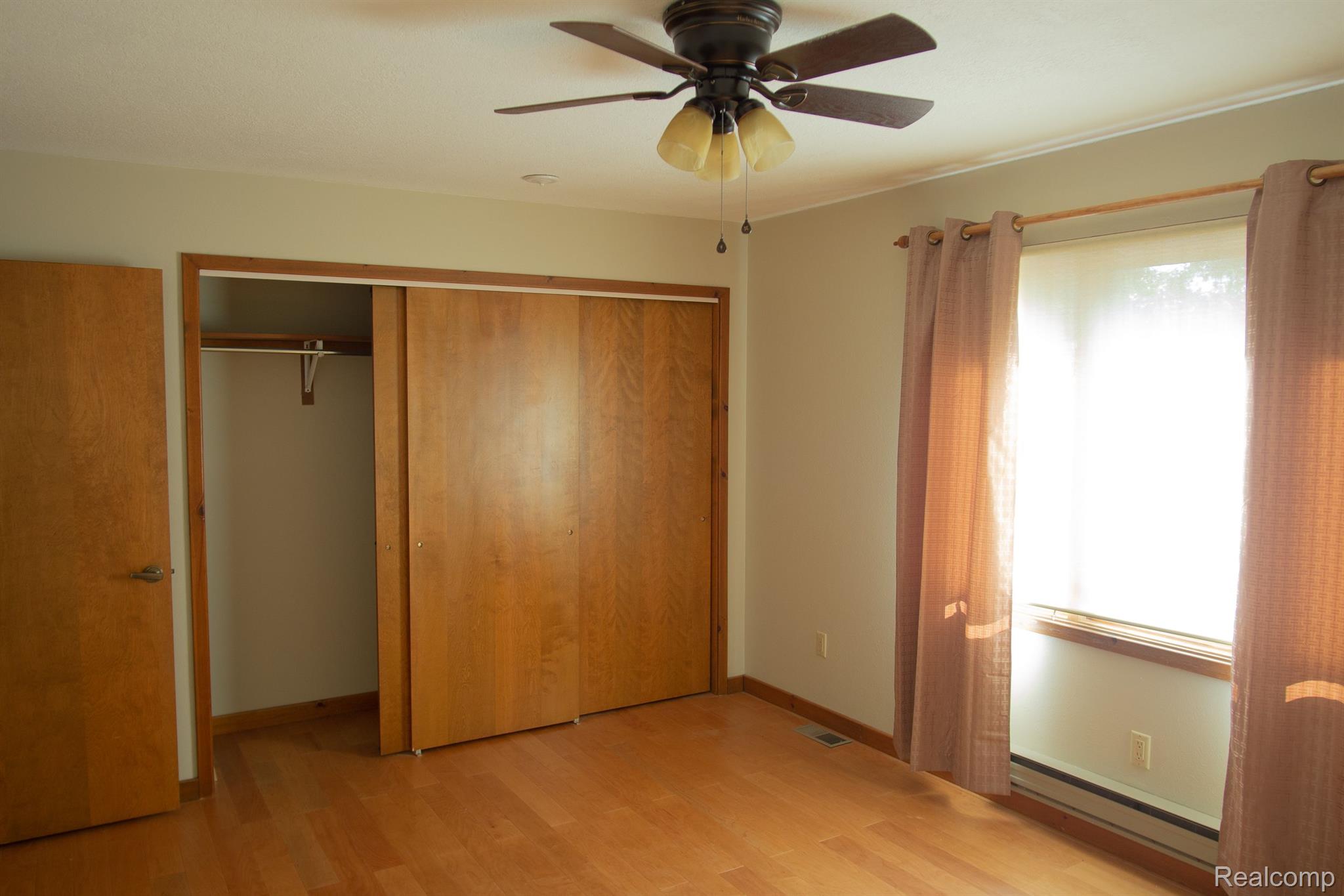 1371 Rutledge Drive Temperance, MI 48182 - Photo 34 of 58 Gallery Image 34
