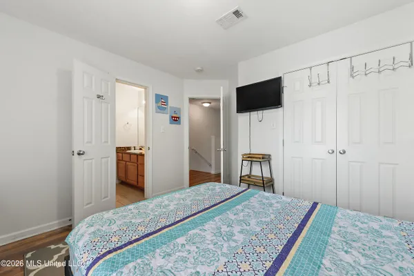 $1,950 | 1270 Century Oaks Drive, Unit B, Gulfport, MS 39507