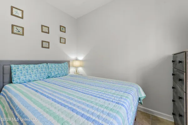 $1,950 | 1270 Century Oaks Drive, Unit B, Gulfport, MS 39507