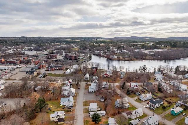 $275,000 | 24 Pleasant Street, Skowhegan, ME 04976