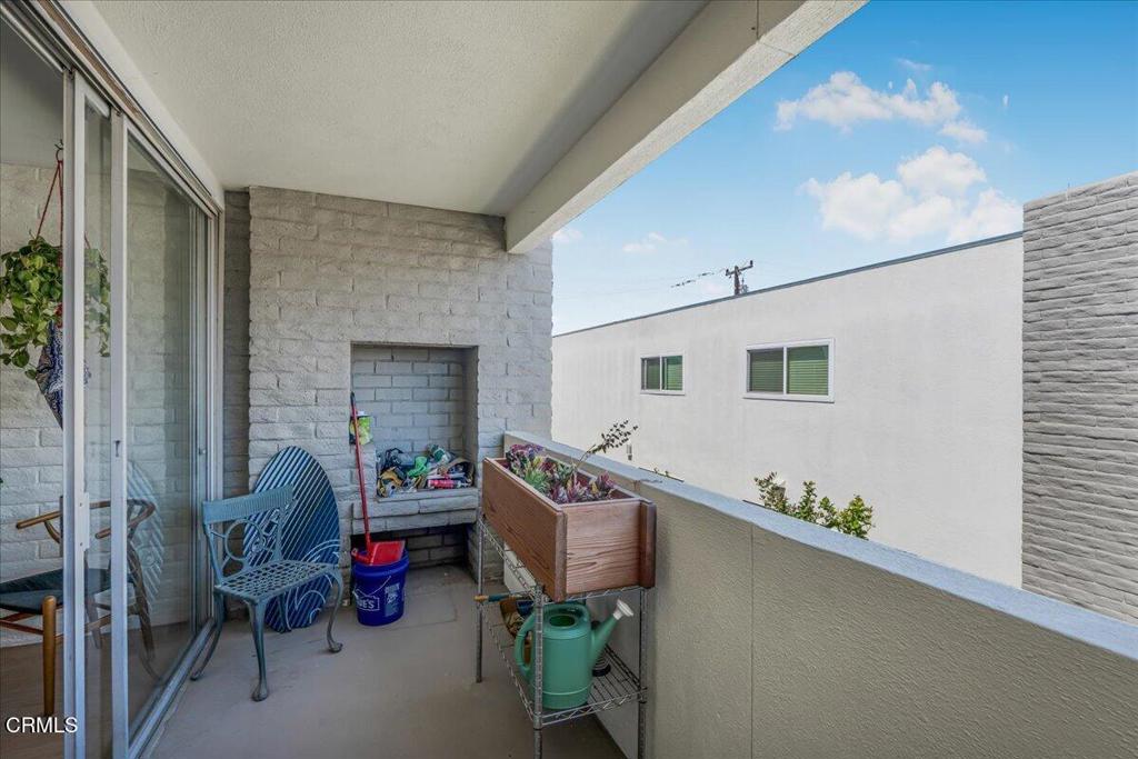 1357 Edgewood Way Oxnard, CA 93030 - Photo 31 of 34 34-DSC06341