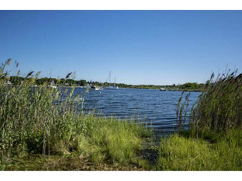 9 Pasadena Avenue Westerly, RI 02891 - Photo 14 of 14 View.