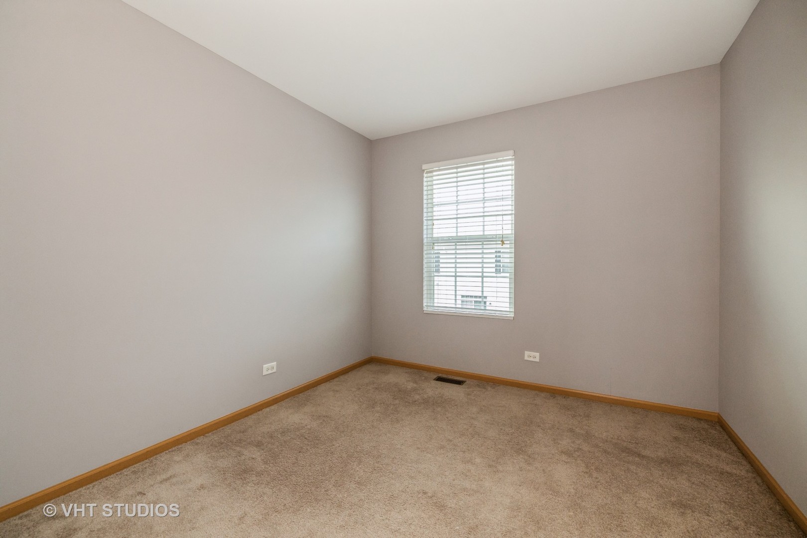 3781 Bailey Road, Unit 404 Yorkville, IL 60560 - Photo 11 of 21 an empty room with a window