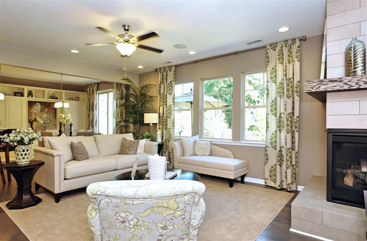 826 Wickham Ridge Road, Unit 6 Apex, NC 27539 - Photo 13 of 25 Perfect Space for Entertaining