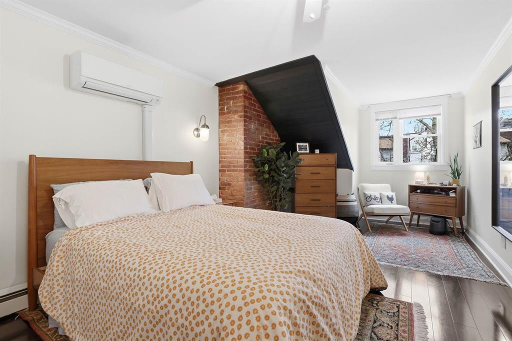 5133 Holmes Street Pittsburgh, PA 15201 - Photo 31 of 45 The third floor is a retreat with the primary bedroom, spacious full bathroom and walk in closet