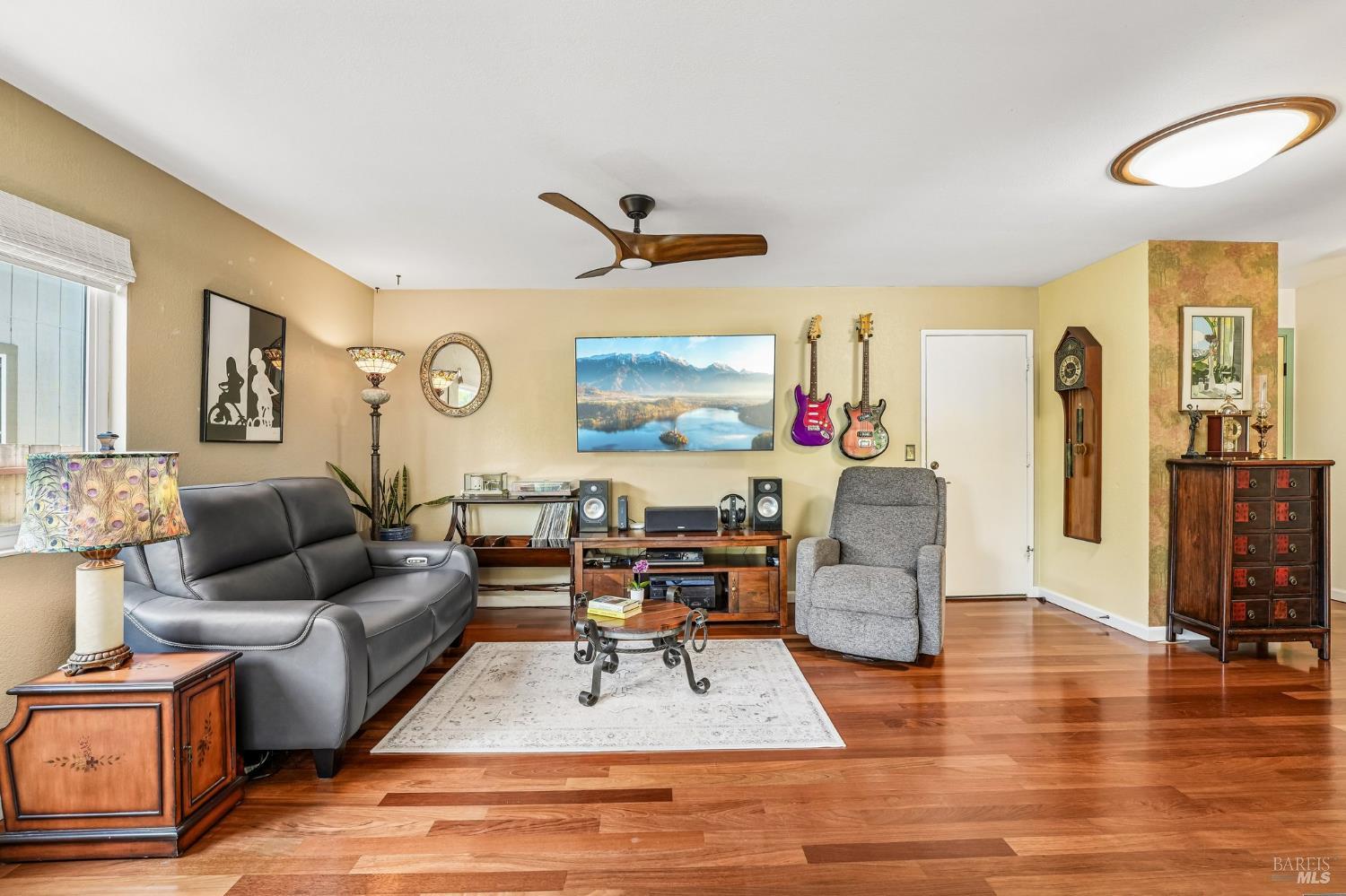 911 Hudis Street Rohnert Park, CA 94928 - Photo 9 of 49
