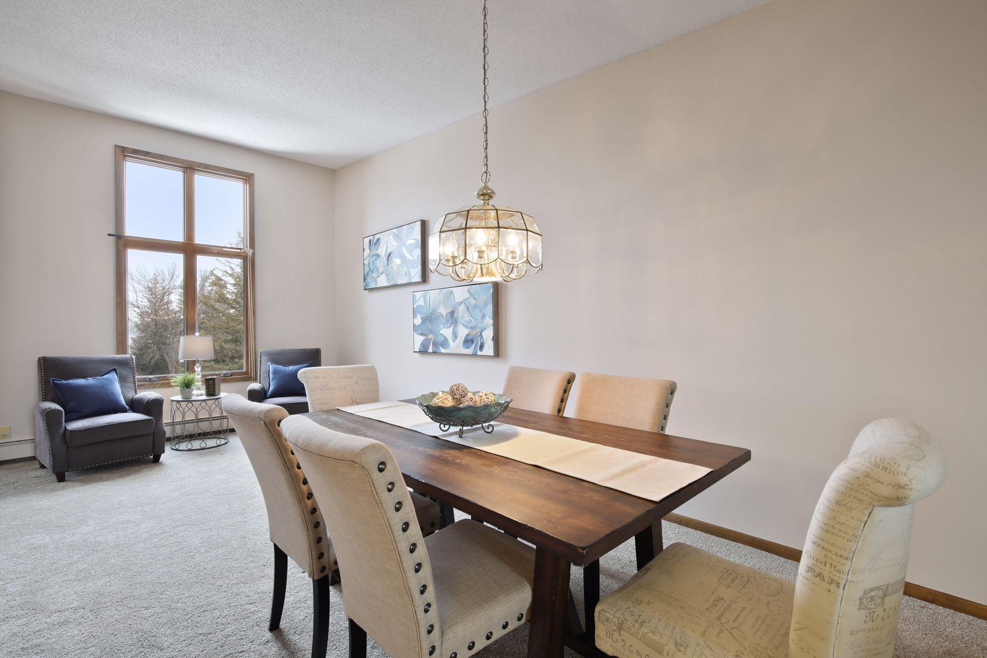 5501 Dewey Hill Road, Unit 325 Edina, MN 55439 - Photo 8 of 32 Gallery Image 8