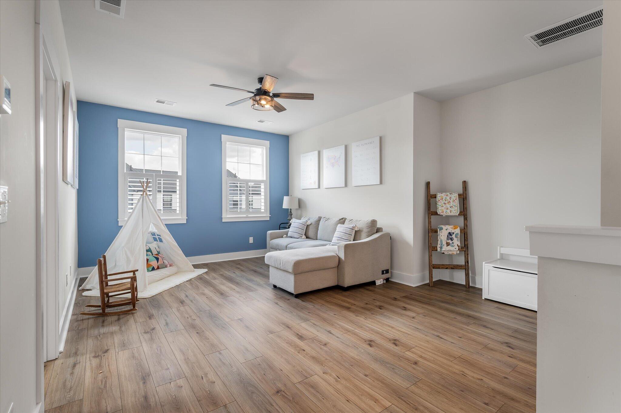 619 Blueway Avenue Summerville, SC 29486 - Photo 20 of 40 Loft