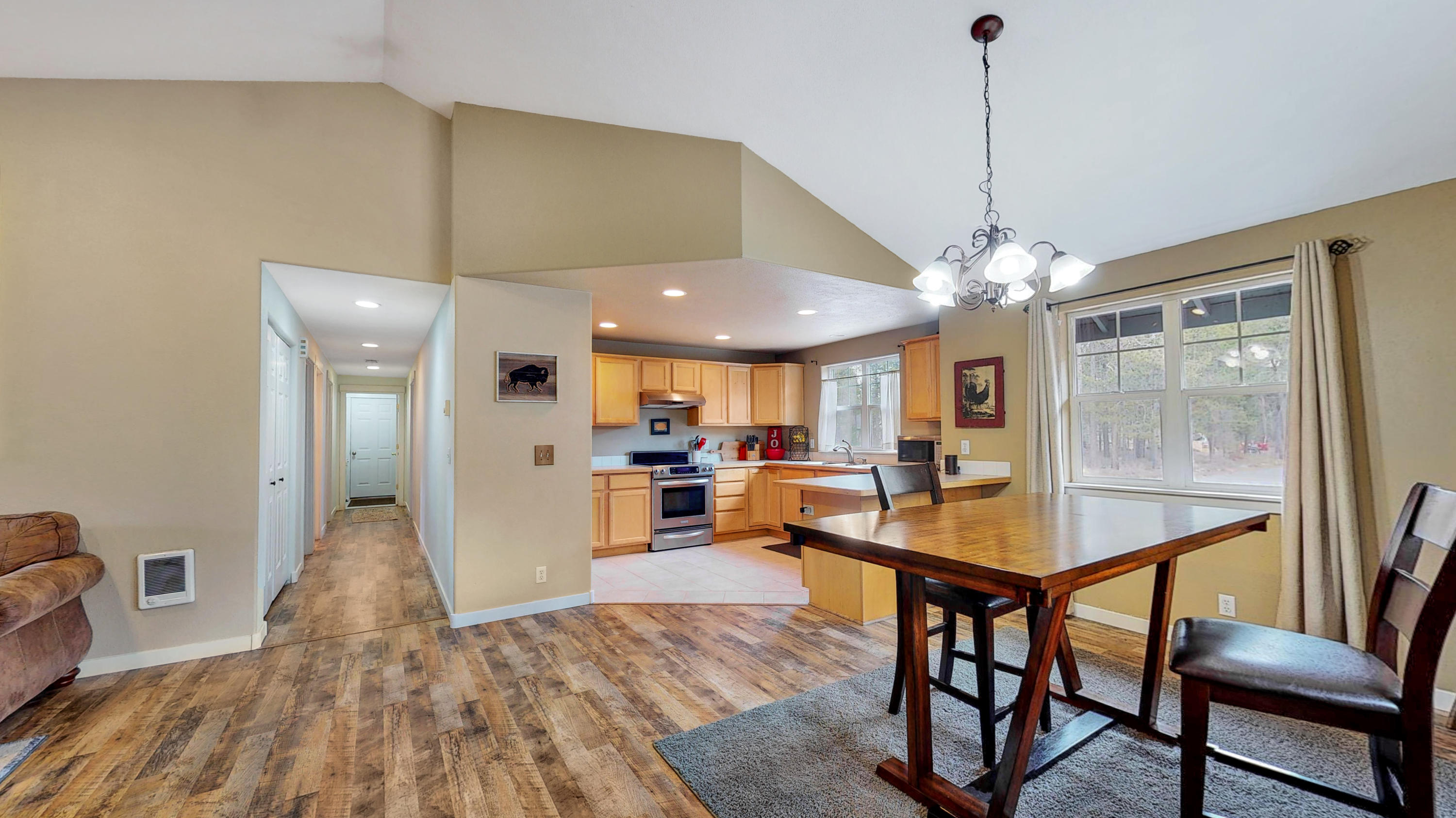 55911 Black Duck Road Bend, OR 97707 - Photo 8 of 24 Great Room Area