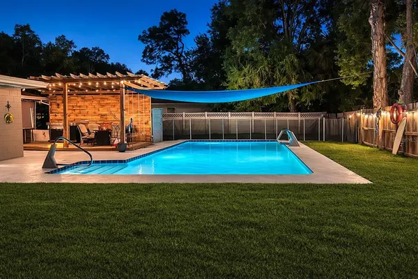 $315,000 | 16915 Cumbermoore Lane, Umatilla, FL 32784