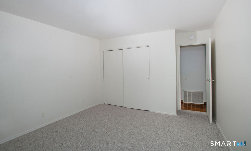 68 Lawson Lane, Unit 68 Ridgefield, CT 06877 - Photo 7 of 11 Gallery Image 7