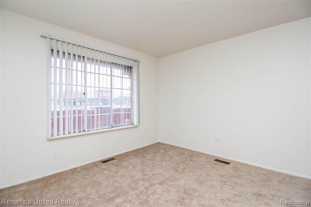 30200 Southfield Road, Unit 104 Southfield, MI 48076 - Photo 8 of 25