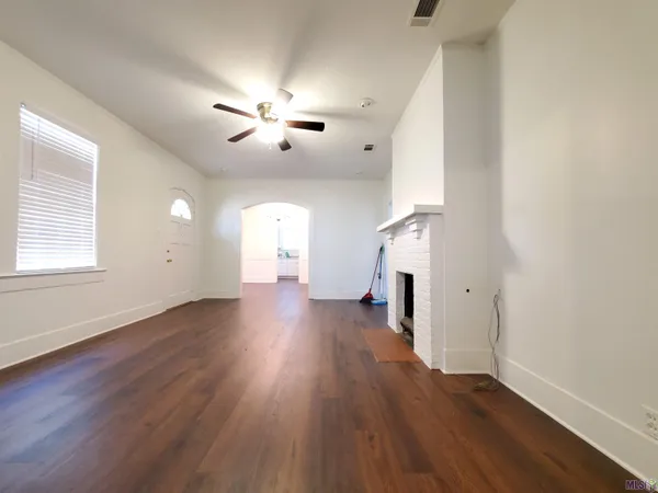 $1,700 | 7862 Sevenoaks Avenue, Baton Rouge, LA 70806