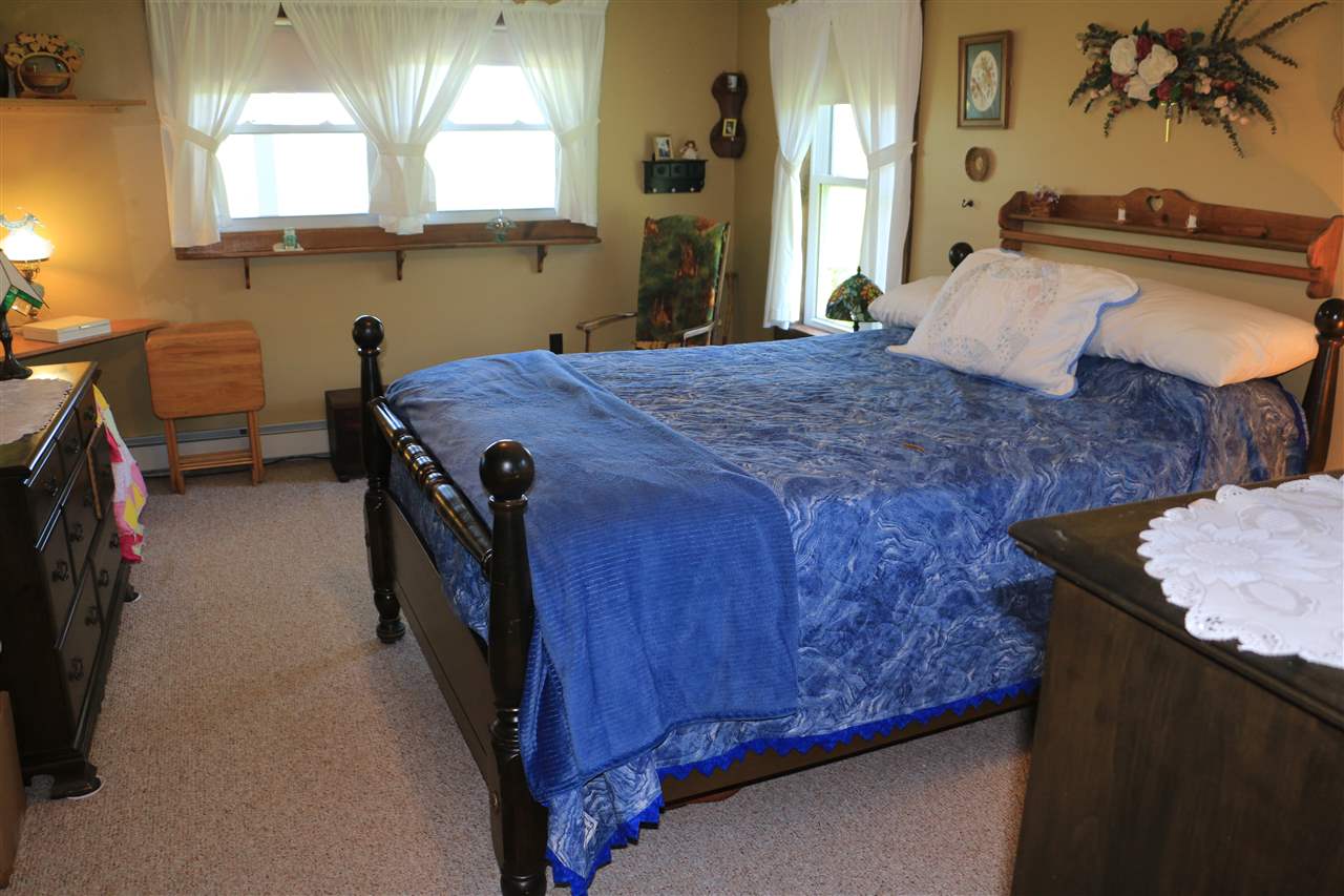 2205 North Pownal Road Pownal, VT 05261 - Photo 17 of 32