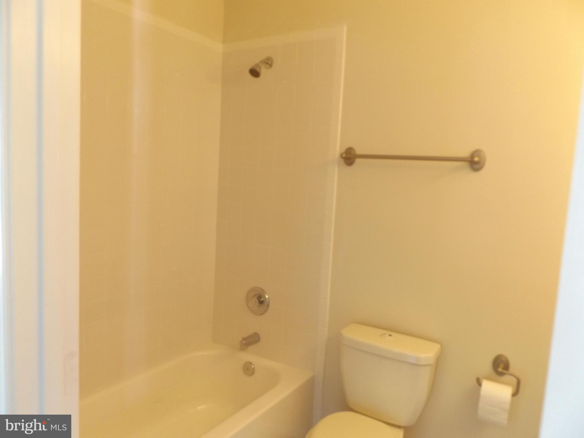7 Wilbur Road Essex, MD 21221 - Photo 10 of 25 Bath