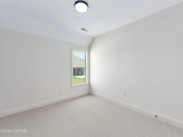 $339,900 | 43 Kingston Crk Drive, Jackson, TN 38305