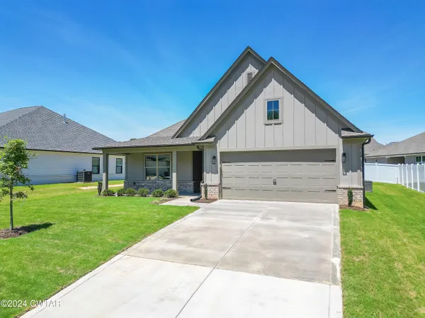 $339,900 | 43 Kingston Crk Drive, Jackson, TN 38305