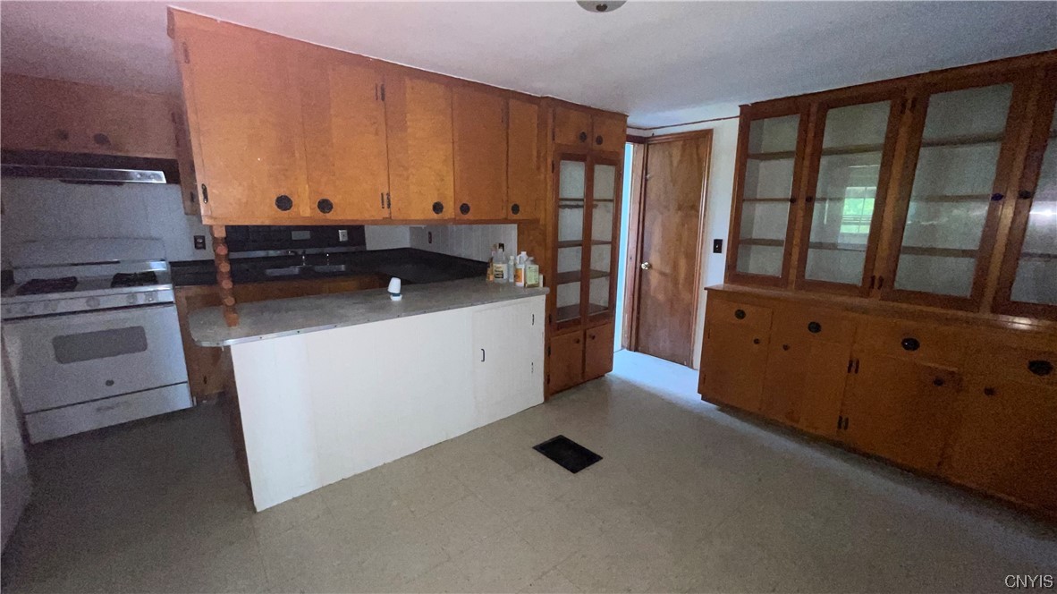 6912 Higginsville Road Verona, NY 13054 - Photo 19 of 46 Downstairs Unit