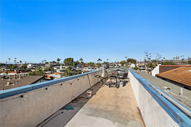 $2,850 | 229 West Escalones, Unit B, San Clemente, CA 92672