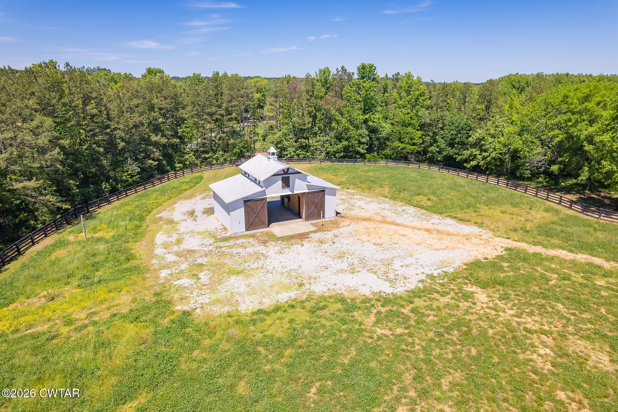 60 Proctor Road Henderson, TN 38340 - Photo 57 of 86 Horse Barn