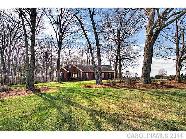 10710 Brief Road Charlotte, NC 28227 - Photo 1 of 16 Gallery Image 1