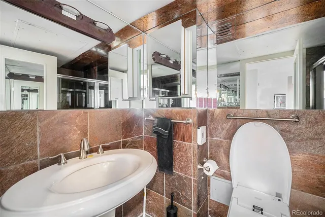 $1,025,000 | 1020 15th Street, Unit 42C, Denver, CO 80202