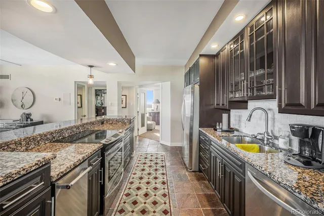 $1,025,000 | 1020 15th Street, Unit 42C, Denver, CO 80202