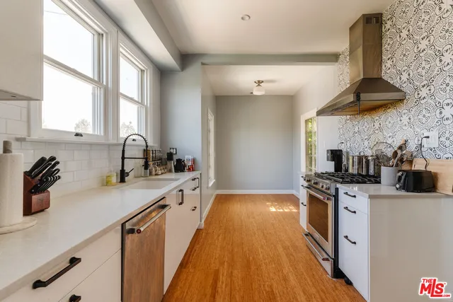 $1,950,000 | 831 South Stanley Avenue, Los Angeles, CA 90036