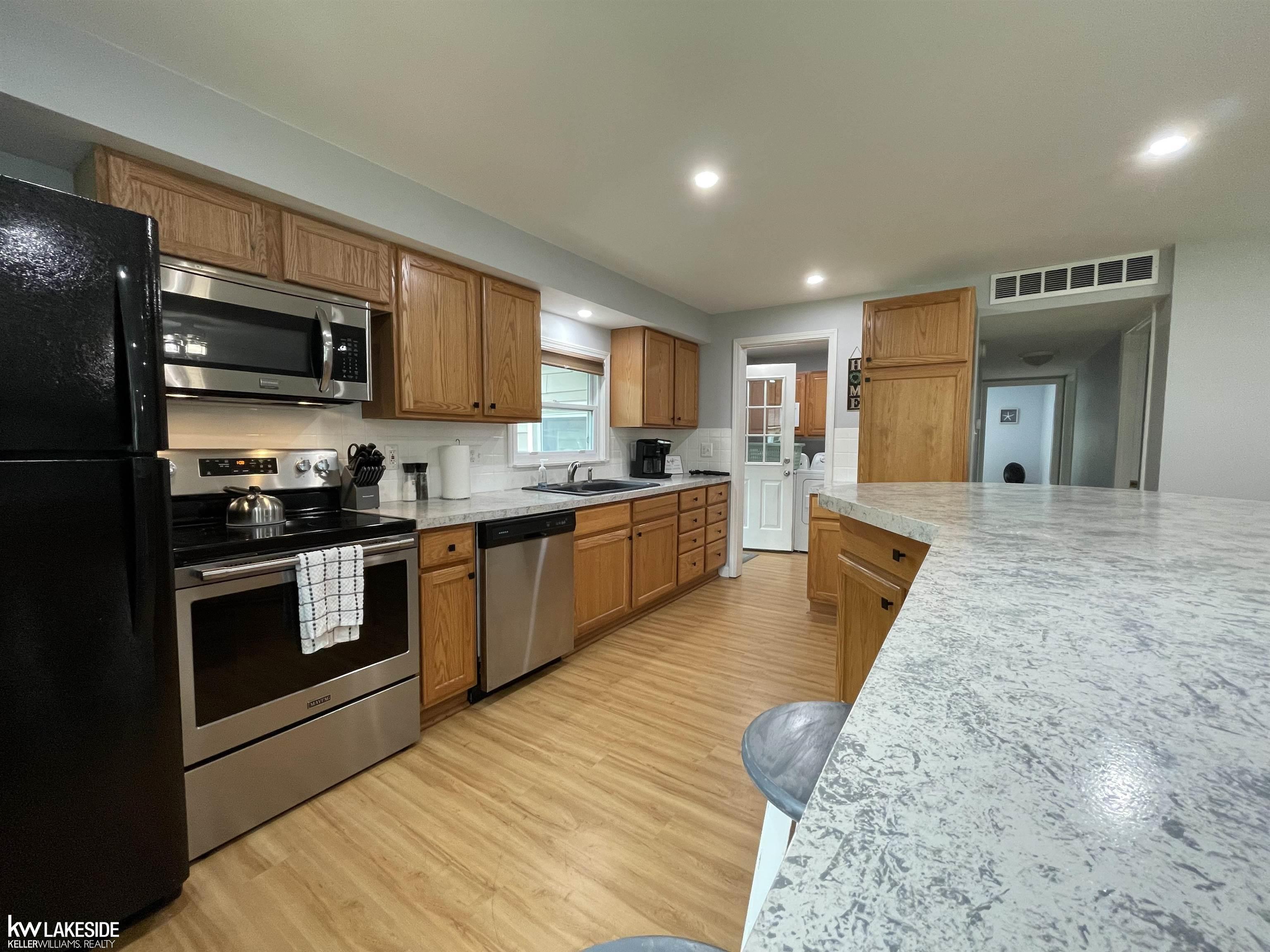7314 Aspen Road Lexington, MI 48450 - Photo 13 of 28 50175584-2004f5c0-7a3f-41b7-9593-c2f3d44dc745.JPG