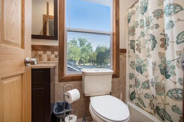 $265,980 | 317 Elizabeth Street, Buchanan, MI 49107