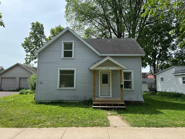 $199,900 | 213 Niagara Street, Eau Claire, WI 54703