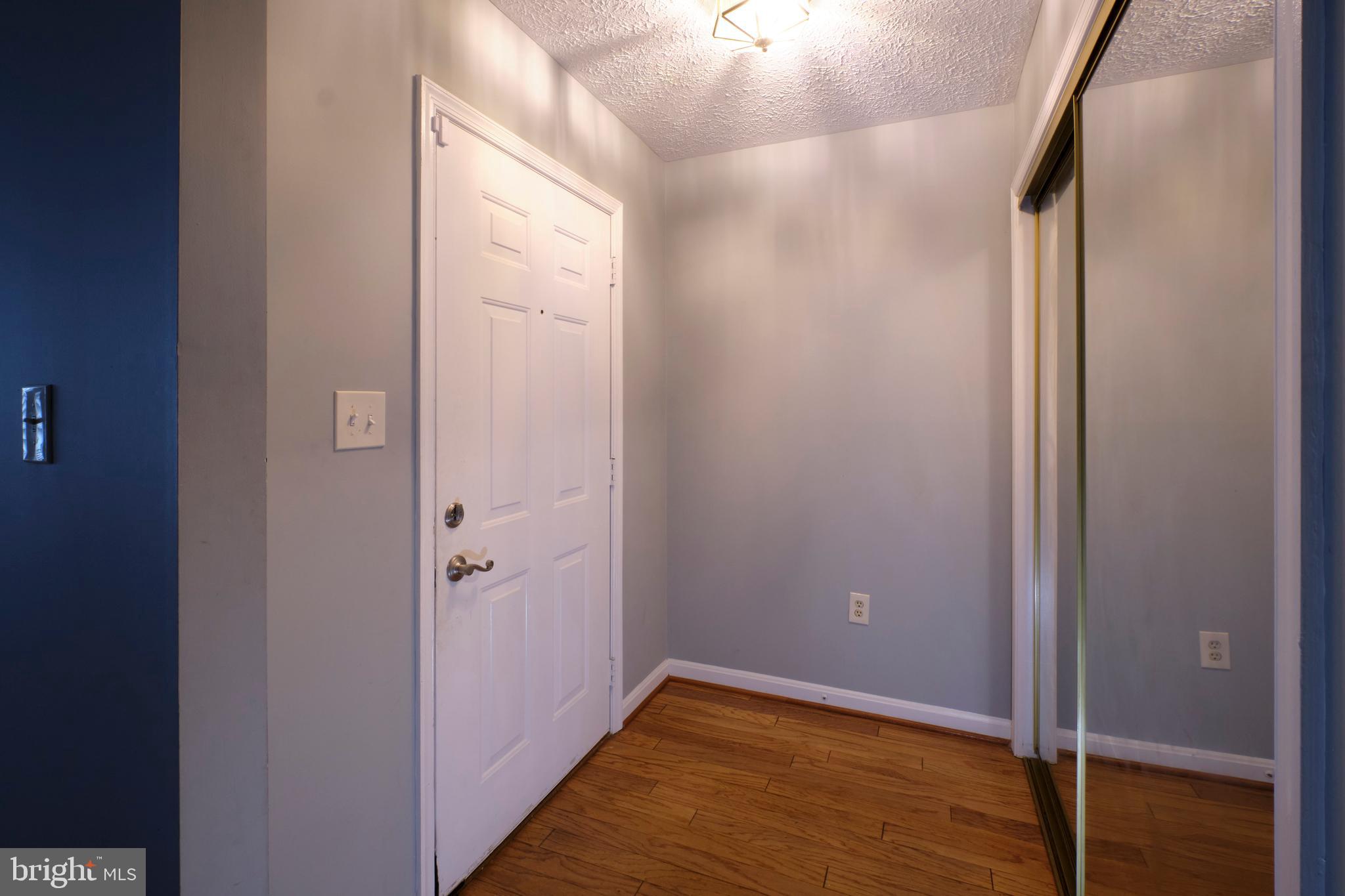 9046 Naygall Road Baltimore, MD 21234 - Photo 7 of 43 Entrance foyer