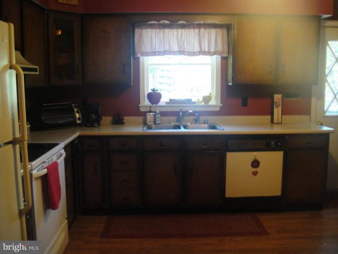 2045 Durham Road Fallston, MD 21047 - Photo 5 of 19 Kitchen #2