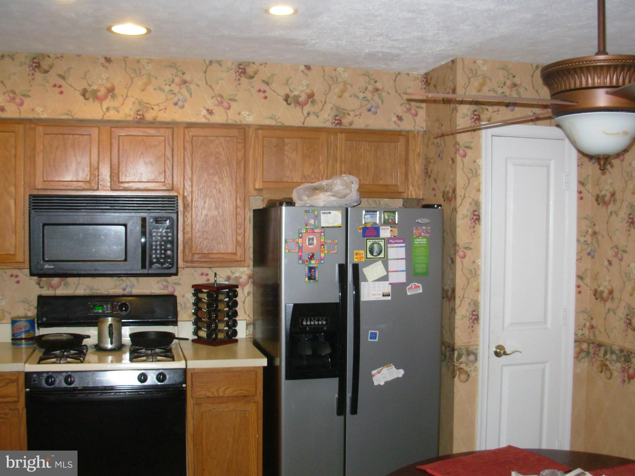 1816 Triple Feather Road, Unit 84 Severn, MD 21144 - Photo 6 of 19 Kitchen