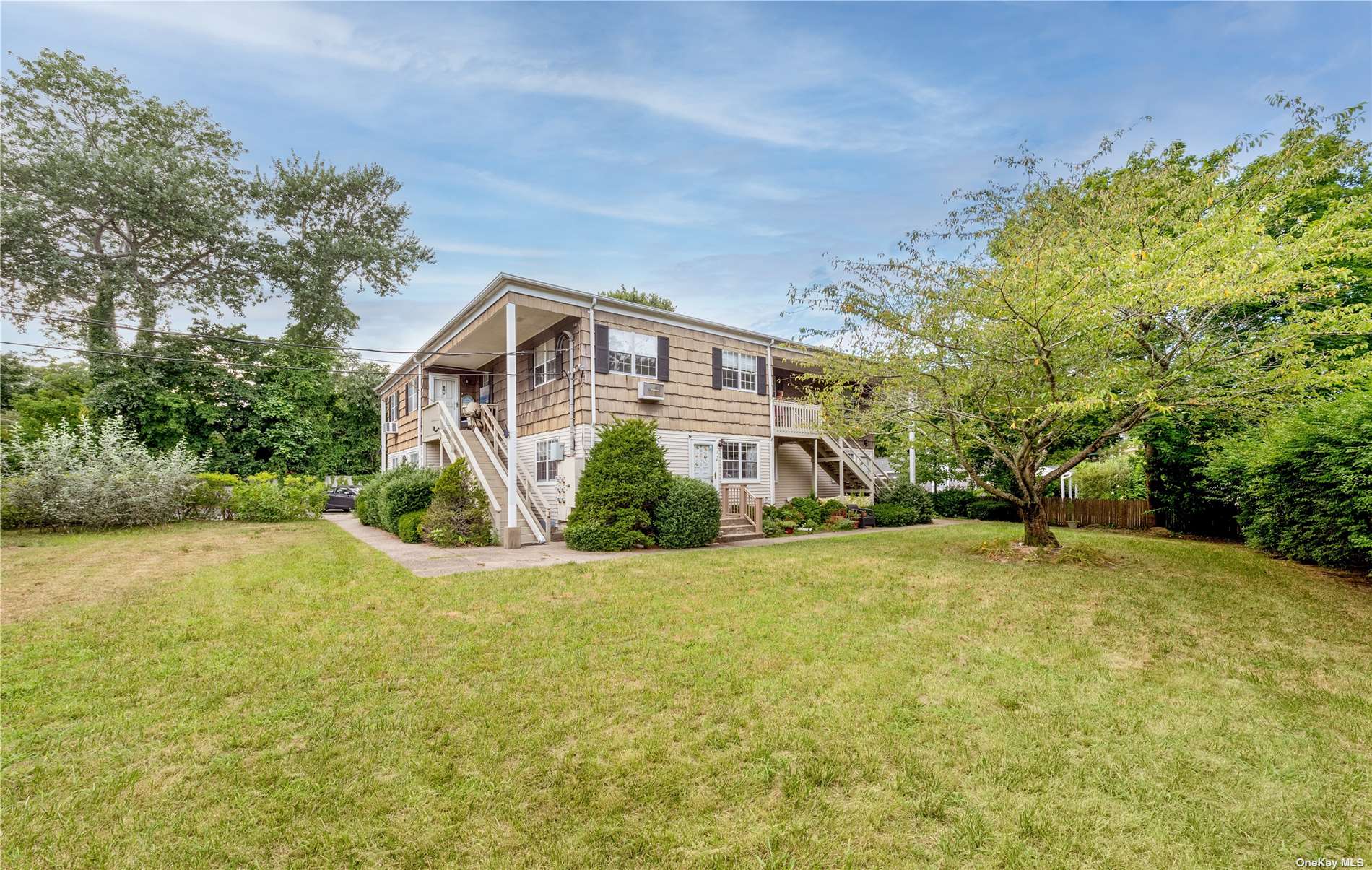 40 Canoe Place Road, Unit 8 Hampton Bays, NY 11946 - Photo 1 of 1 Gallery Image 1