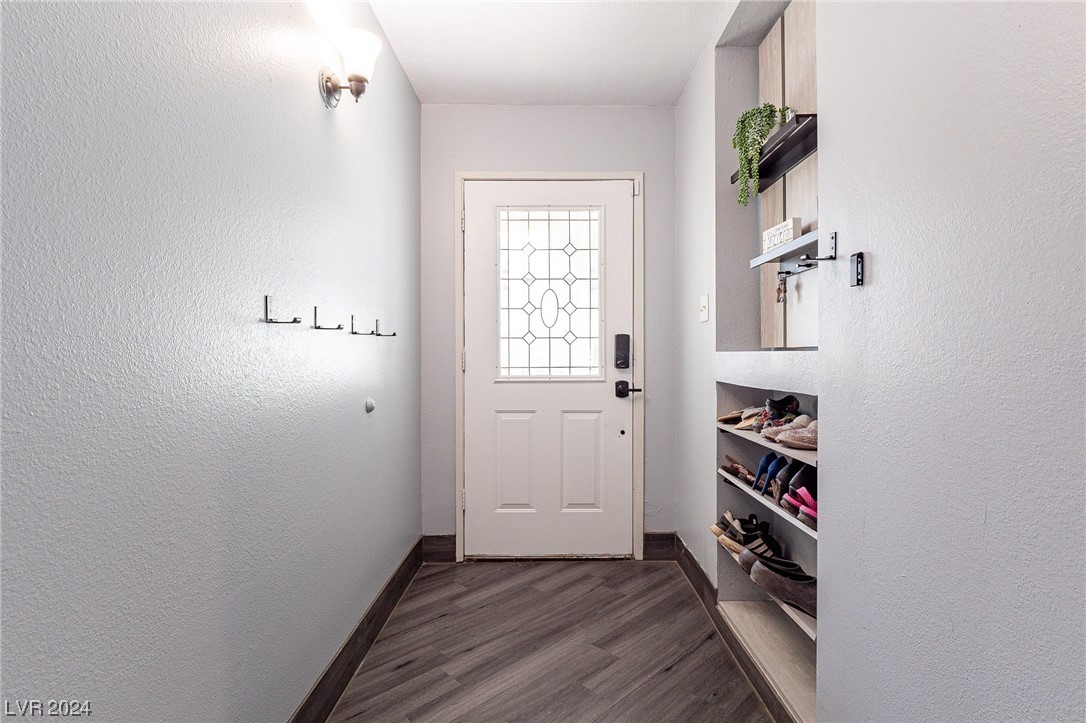 408 Altamira Road Las Vegas, NV 89145 - Photo 6 of 29 Gallery Image 6