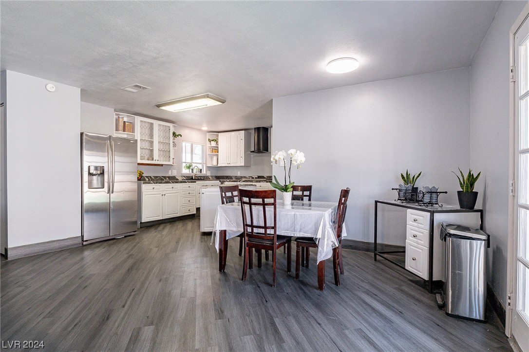 408 Altamira Road Las Vegas, NV 89145 - Photo 9 of 29 Gallery Image 9