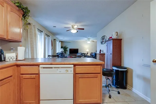 $280,000 | 1103 Carlisle Drive, Raymore, MO 64083