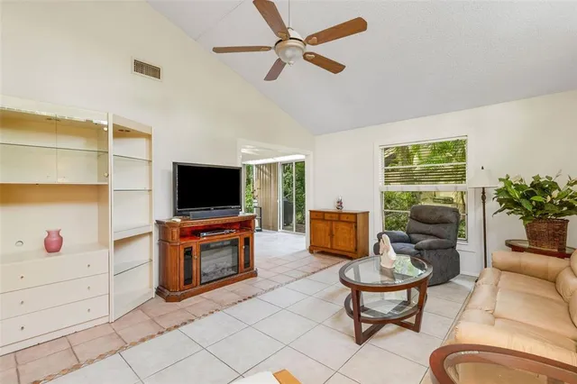 $169,000 | 5003 Village Gardens Drive, Unit 39, Sarasota, FL 34234