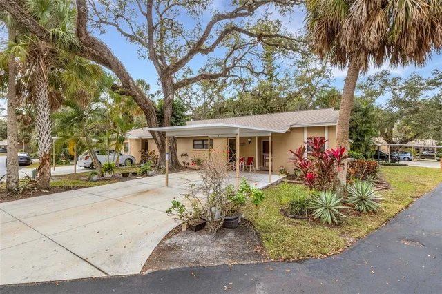 $169,000 | 5003 Village Gardens Drive, Unit 39, Sarasota, FL 34234