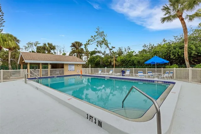 $169,000 | 5003 Village Gardens Drive, Unit 39, Sarasota, FL 34234